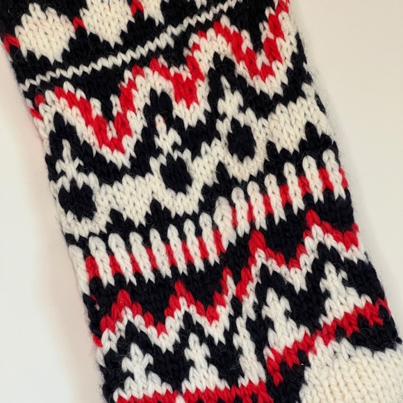 Hand Knit CHRISTMAS STOCKING Knit Black Red & White Nordic - Picture 8 of 9